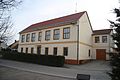 Čeština: Celkový pohled na základní školu v Lukově, okr. Třebíč. English: Elementary school in Lukov, Třebíč District.