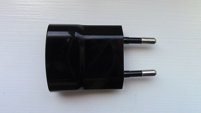 File:Euro Charger.JPG