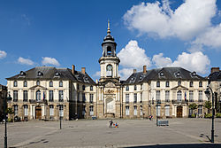 Façade de l'hôtel de ville, Rennes, France.jpg