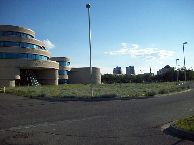 File:First Nations University and main campus of U of R.jpg
