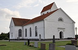 Fjälkestads kyrka i augusti 2010