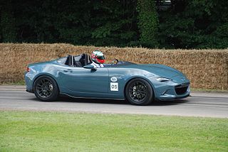 Fortune Salaire Mensuel de Mazda Mx 5 Spyder Combien gagne t il d argent ? 10 000,00 euros mensuels