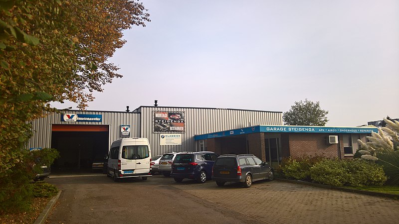 File:Garage Steigenga, Winschoten (2017).jpg