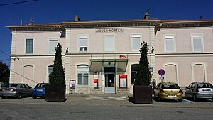 Gare d'Aigues-Mortes.jpg