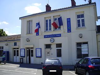 Verneuil-lÉtang station railway station in Verneuil-lÉtang, France