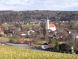 View of Glonn from the southwest.