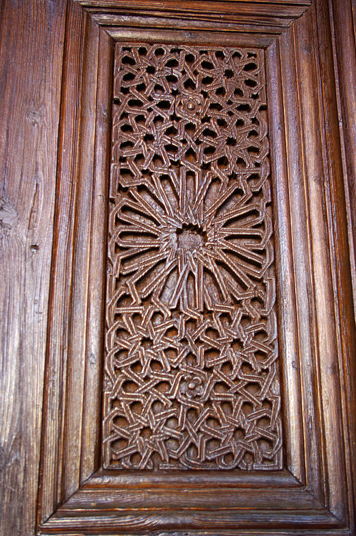 Panneau des dormants d'une porte de la Grande Mosquée de Kairouan, en Tunisie.