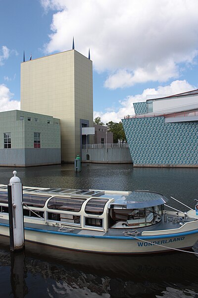 File:Groningen, Groninger museum 13.JPG