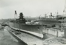 The light cruiser De Ruyter under construction in 1935 HNLMS De Ruyter in 1935.jpg