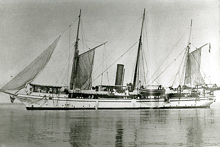 Screw steam sloop HNLMS Makassar (1877-1893) Cf the topmast HNLMS Makassar (1877-1893) NIMH.jpg