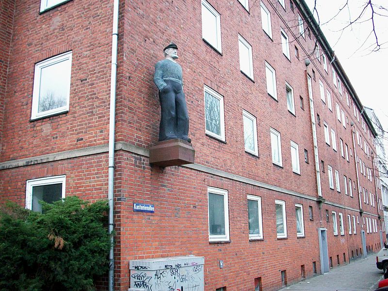 File:Hamburg Skulptur Kastanienallee 003.jpg