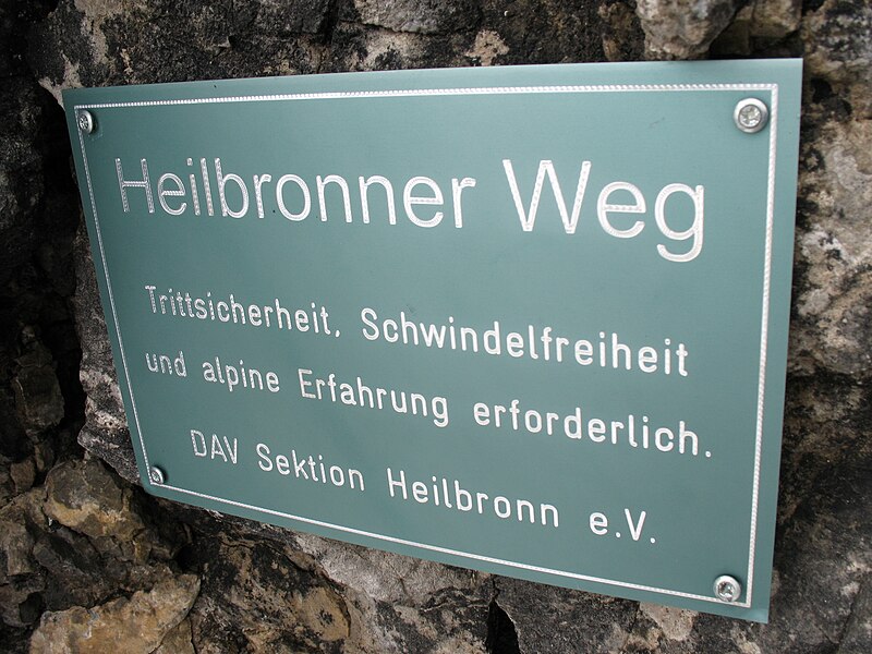 File:Heilbronner Weg Schild.JPG