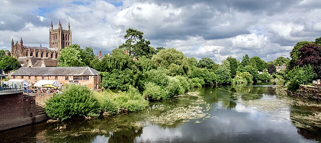 Image: Hereford Catherdal on River