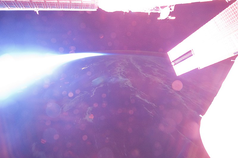 File:ISS028-E-32998 - View of Earth.jpg