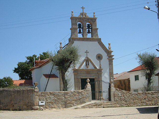 Igreja de São Pedro em Mós