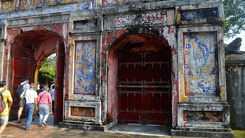 File:Imperial City, Hue, Vietnam (7073483067).jpg