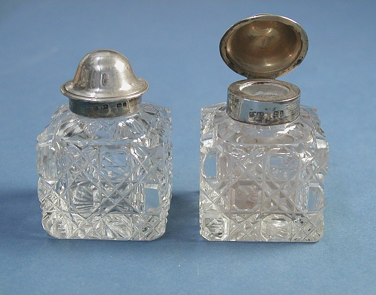 File:Inkstand, presentation (AM 1932.597-3).jpg