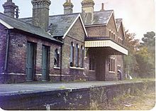 Itchen Abbas station Itchen-Abbas-railway-station-1979-by-Clive-Warneford.jpg