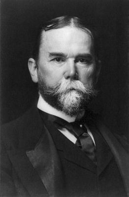 John Hay, retrato fotográfico en blanco y negro, 1897.jpg