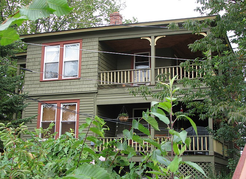 File:Johnson Cottage, Saranac Lake, NY.jpg