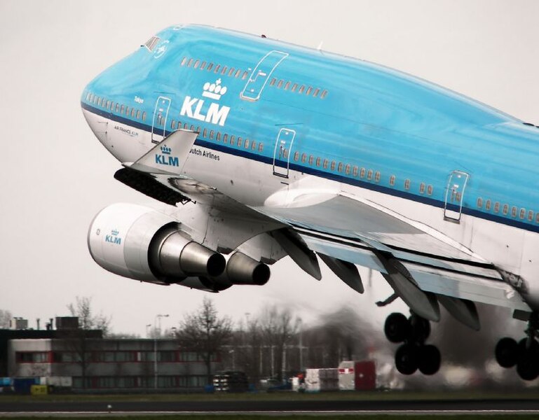 File:KLM Boeing 747-400 PH-BFT front section (232114794).jpg