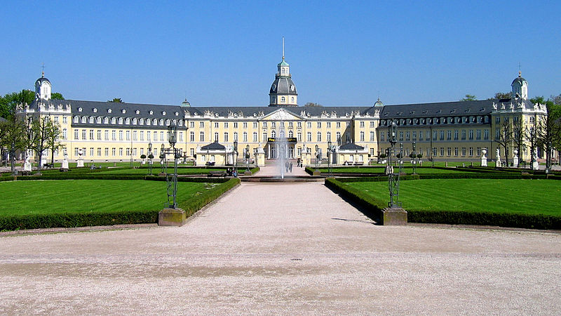 File:Karlsruhe-Schloss-meph666-2005-Apr-22.jpg