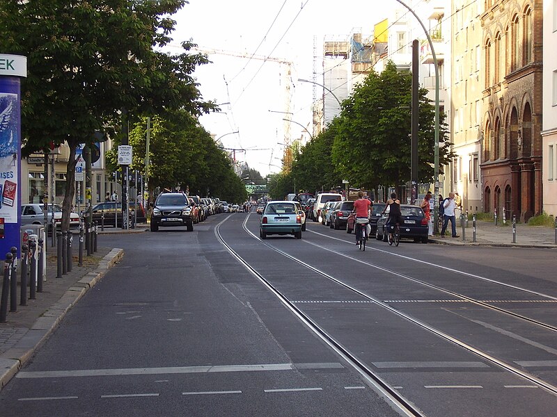 File:Kastanienallee Berlin 2008 PD 07.JPG