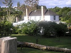 Rear view showing gardens Kemp house, rear view.jpg