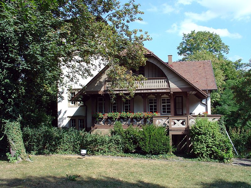 File:Kernerhaus Rückansicht.jpg