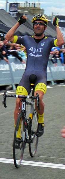 Kristian House celebrates winning Round 4 of the Series in Motherwell. Kristian House Tour Series 2015.JPG