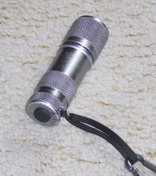 File:LED flashlight 2.jpg