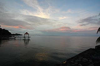 <span class="mw-page-title-main">Lake Nicaragua</span> Largest lake in Central America