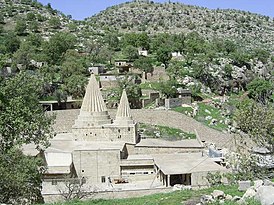 Храм Лалеш, в котором похоронен Шейх Ади