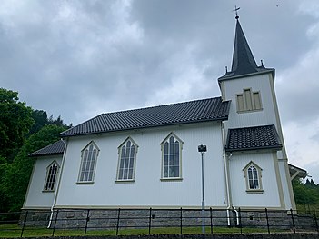 Langangen kirke (19. juni 2021).jpg