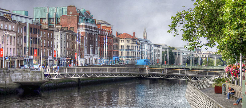 File:Liffey River (8224654175).jpg