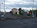 English: Clermont-Ferrand–Saint-Just-sur-Loire railway, towards Thiers; in the second ground, Vertaizon railway station after crossing departmental road 997 [10697] Français : Ligne de Clermont-Ferrand à Saint-Just-sur-Loire en direction de Clermont-Ferrand, en direction de Thiers ; au second plan,la gare de Vertaizon après avoir croisé la route départementale 997 [10697]