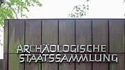 MUC ArchäologischeStaatssammlungSchrift 2013-05.JPG
