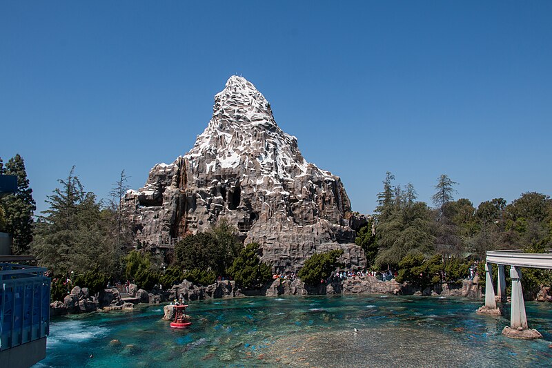 File:Matterhorn (28382076595).jpg