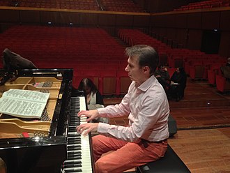 Maurizio Baglini playing the piano Maurizio Baglini.jpg