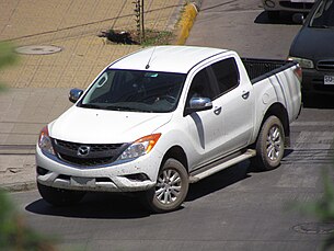 Mazda BT-50 SDX 3.2 Crew Cab 4x4 2013 (15298365263).jpg