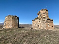 Melik Ajdar Mausoleum 2.jpg