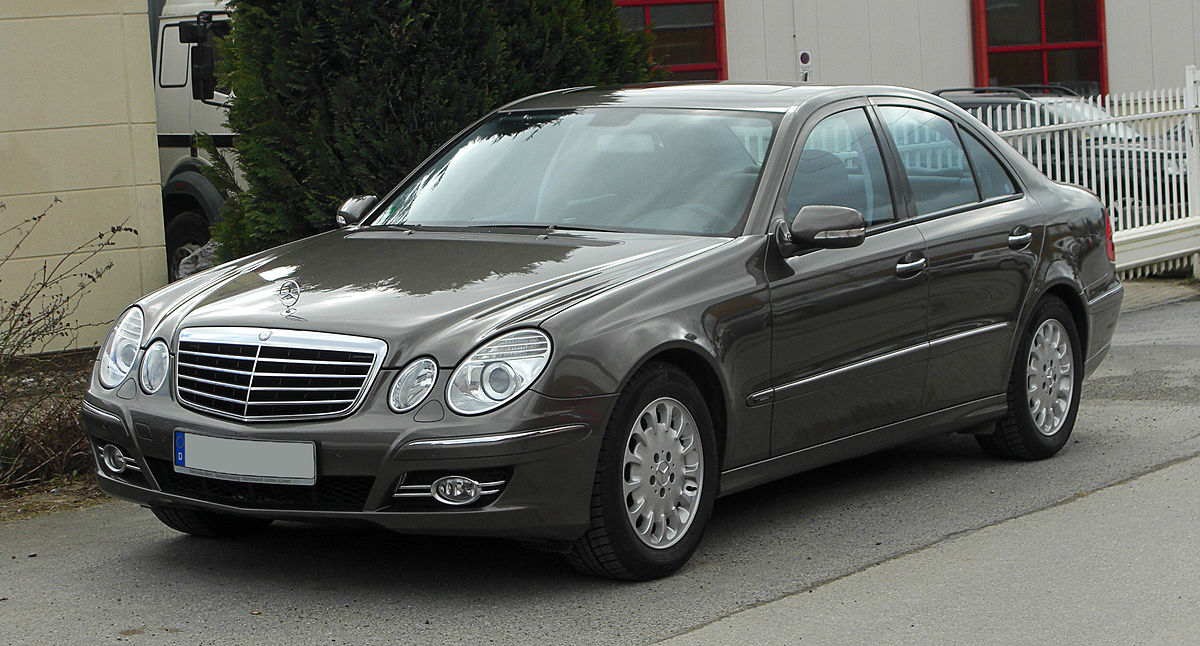 Mercedes-Benz Classe E (Type 211) — Wikipédia