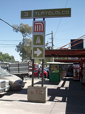 Metro Tlatelolco 01.jpg