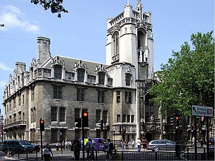 The Middlesex Guildhall at Westminster, which now houses the Supreme Court of the United Kingdom. Middlesex.guildhall.london.arp.jpg