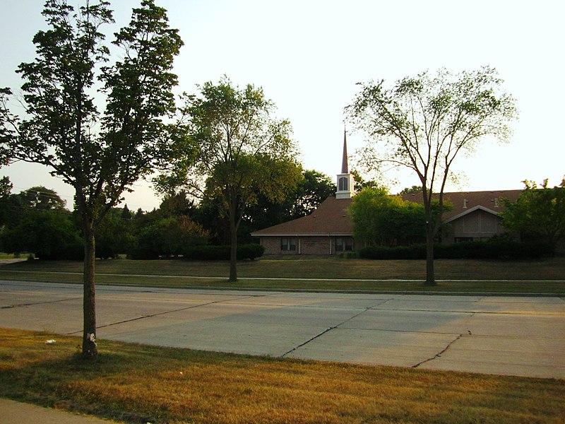 File:Milwaukee Steeple - panoramio.jpg