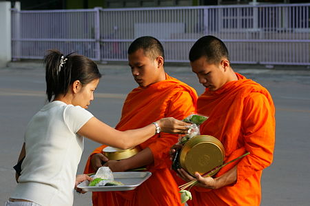 Tập_tin:Monks_in_Thailand.JPG