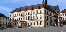 Fasad av huvudbyggnaden av Moravian Regional Museum