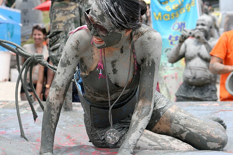 File:Mud Fest 2008 (2684017472).jpg