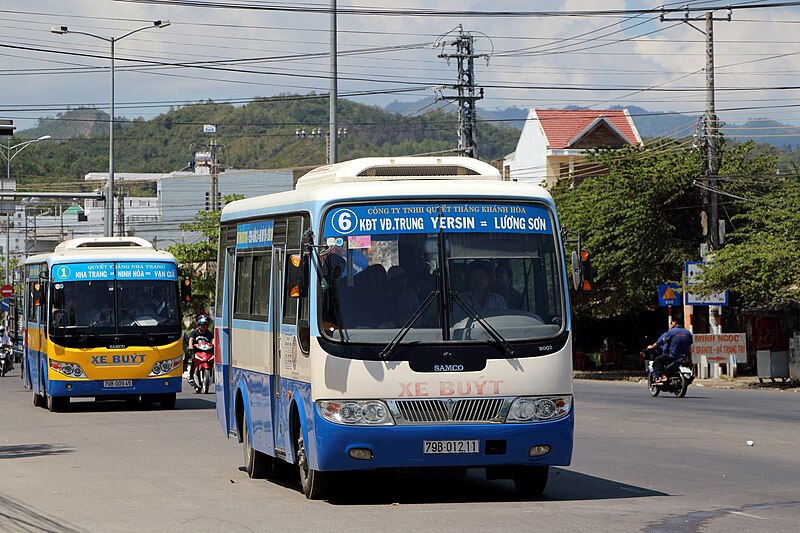 File:Nha Trang bus 06.JPG