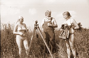 Winner: Photo of assistant professor Ivar Arold in Summer of 1990. during field work of geography students of University of Tartu, explaining levelling. (Margus Hendrikson)